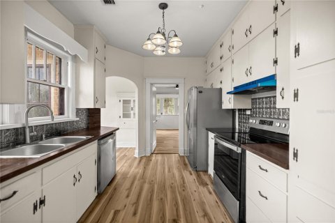 Купить виллу или дом в Хоторн, Флорида 3 комнаты, 154.87м2, № 2117449 - фото 10