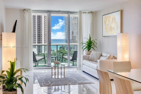 Снять в аренду кондоминиум в Санни-Айлс-Бич, Флорида 1 спальня, 93.37м2, № 2008321 - фото 4