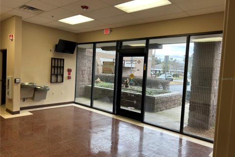 Commercial property in Ocala, Florida 661.93 sq.m. № 2234904 - photo 3