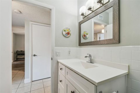 Купить кондоминиум в Клируотер, Флорида 6 комнат, 127.28м2, № 1766204 - фото 26