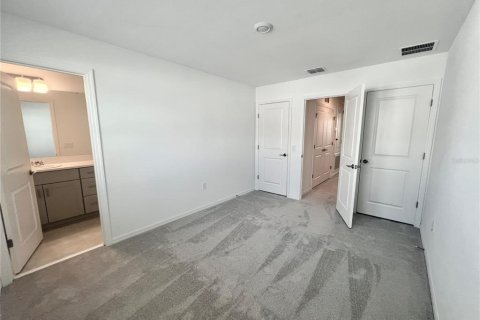 Townhouse in Kissimmee, Florida 2 bedrooms, 118.45 sq.m. № 2267265 - photo 6