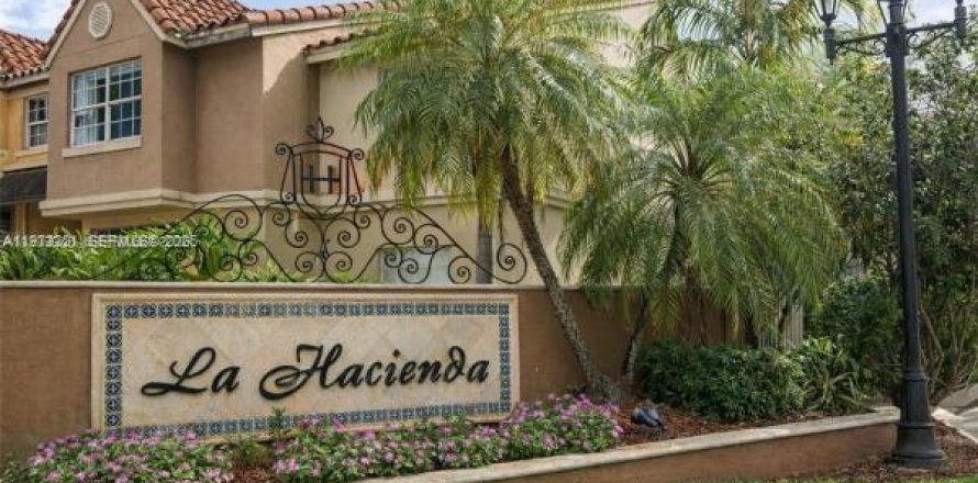 Condo à Hialeah, Floride, 1 chambre № 2036599