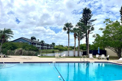 Condo in Sarasota, Florida, 2 bedrooms  № 2206686 - photo 29