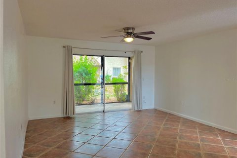Condo in Sarasota, Florida, 2 bedrooms  № 2206686 - photo 6