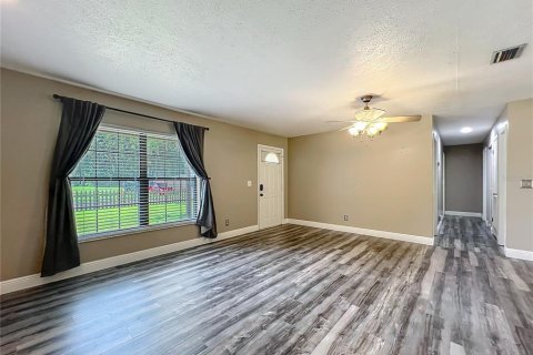 Casa en venta en Ocala, Florida, 3 dormitorios, 170.29 m2 № 1898496 - foto 10