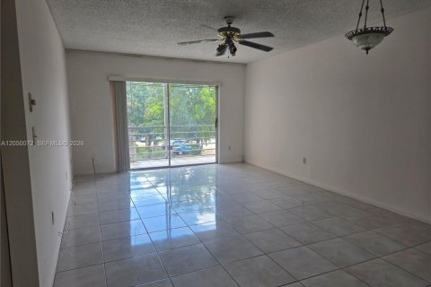 Condo à Lauderhill, Floride, 2 chambres  № 2185767