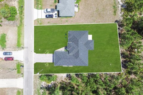 Casa en venta en Lehigh Acres, Florida, 4 dormitorios, 165.18 m2 № 2087266 - foto 11