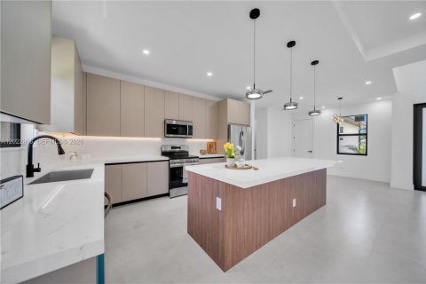 Casa en venta en Lehigh Acres, Florida, 4 dormitorios, 165.18 m2 № 2087266 - foto 14