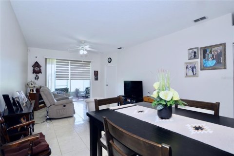 Adosado en venta en Kissimmee, Florida, 2 dormitorios, 131.64 m2 № 2202557 - foto 22