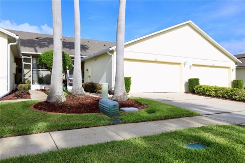 Adosado en venta en Kissimmee, Florida, 2 dormitorios, 131.64 m2 № 2202557 - foto 6