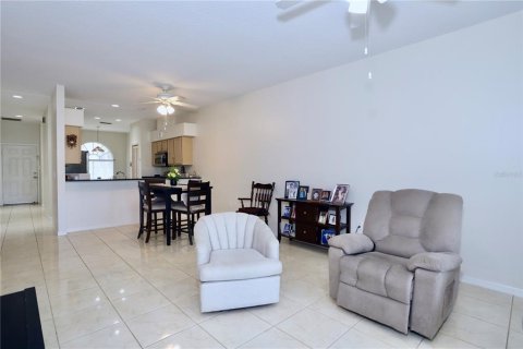 Adosado en venta en Kissimmee, Florida, 2 dormitorios, 131.64 m2 № 2202557 - foto 14