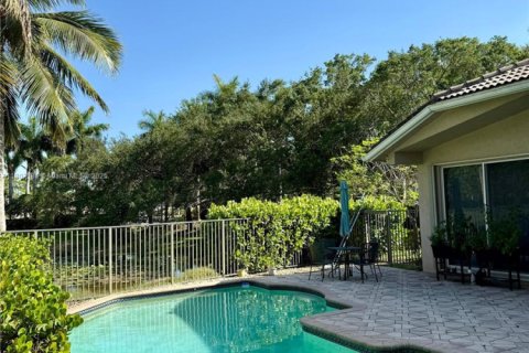 House in Weston, Florida 5 bedrooms, 250.19 sq.m. № 1865005 - photo 21