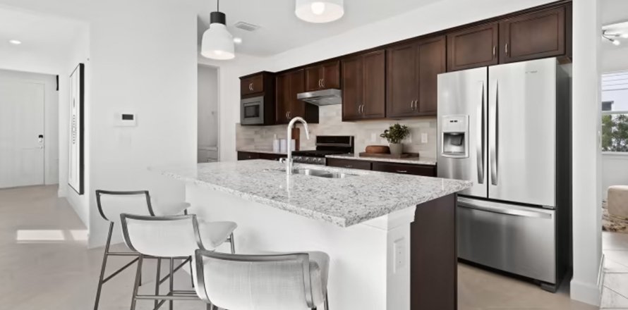 Townhouse in EDGEWATER AT BABCOCK RANCH in Punta Gorda, Florida 2 bedrooms, 154 sq.m. № 141367