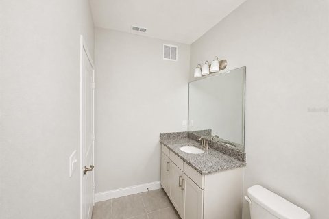Condo in Orlando, Florida, 2 bedrooms № 2334288 - photo 21