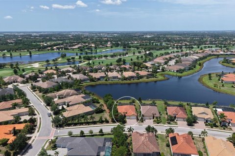 Casa en venta en Lakewood Ranch, Florida, 3 dormitorios, 225.47 m2 № 2166836 - foto 3