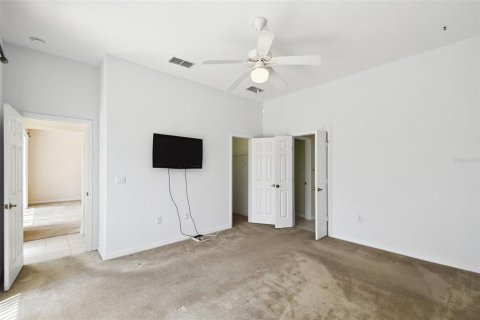 House in Davenport, Florida 5 bedrooms, 217.86 sq.m. № 1679903 - photo 10