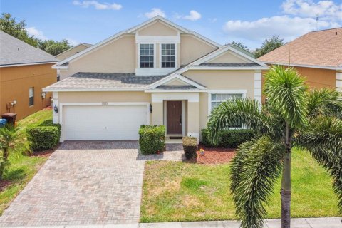 House in Davenport, Florida 5 bedrooms, 217.86 sq.m. № 1679903 - photo 3