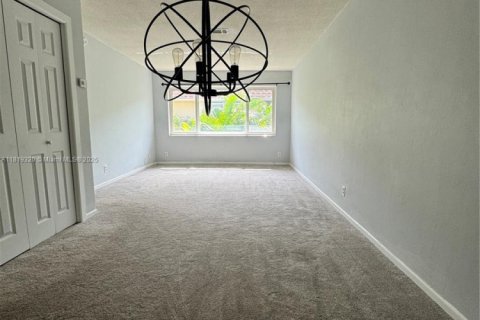 Appartement à louer à Pompano Beach, Floride: 2 chambres, 72.46 m2 № 2017233 - photo 17