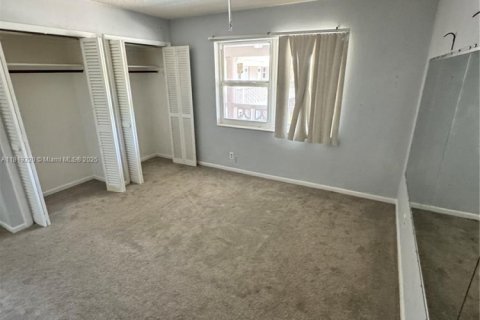 Appartement à louer à Pompano Beach, Floride: 2 chambres, 72.46 m2 № 2017233 - photo 11