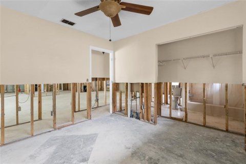 House in Crystal River, Florida 5 bedrooms, 207.82 sq.m. № 1847172 - photo 19