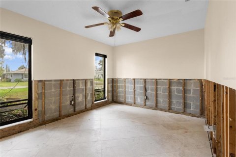 House in Crystal River, Florida 5 bedrooms, 207.82 sq.m. № 1847172 - photo 14