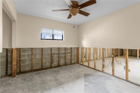 House in Crystal River, Florida 5 bedrooms, 207.82 sq.m. № 1847172 - photo 18