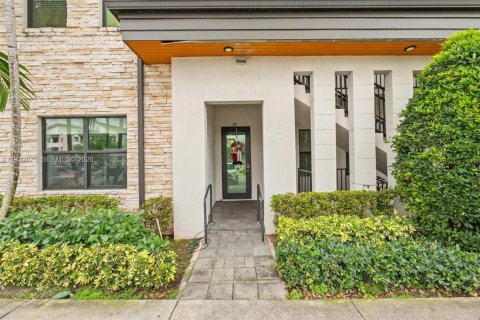 Condominio en Doral, Florida, 3 dormitorios  № 2000742