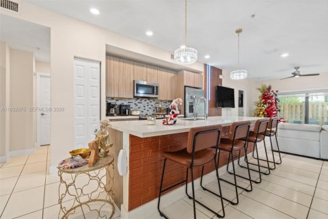 Condominio en venta en Doral, Florida, 3 dormitorios, 114.83 m2 № 2000742 - foto 9