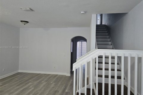 Condo in Miramar, Florida, 3 bedrooms № 2424955 - photo 5