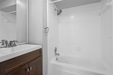 Купить кондоминиум в Орландо, Флорида 3 комнаты, 95.69м2, № 1774080 - фото 17