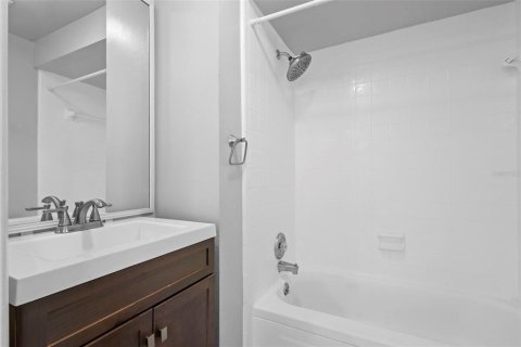 Купить кондоминиум в Орландо, Флорида 3 комнаты, 95.69м2, № 1774080 - фото 15