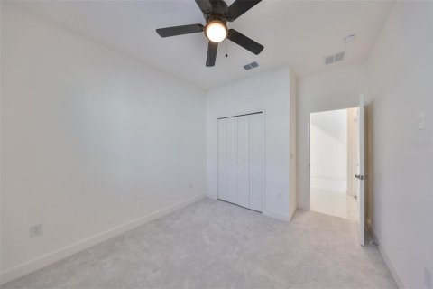 House in Apollo Beach, Florida 4 bedrooms, 211.17 sq.m. № 1569518 - photo 20