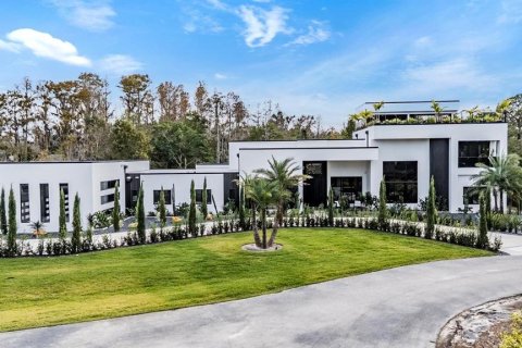 Casa en Lutz, Florida 6 dormitorios, 689.43 m2 № 2339732