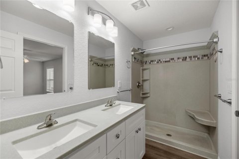 Villa ou maison à louer à Ocklawaha, Floride: 3 chambres, 128.21 m2 № 1649151 - photo 18