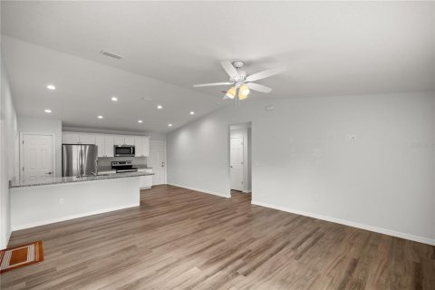 House in Ocklawaha, Florida 3 bedrooms, 128.21 sq.m. № 1649151 - photo 10