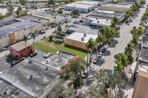 Commercial property in Homestead, Florida № 1754227 - photo 5