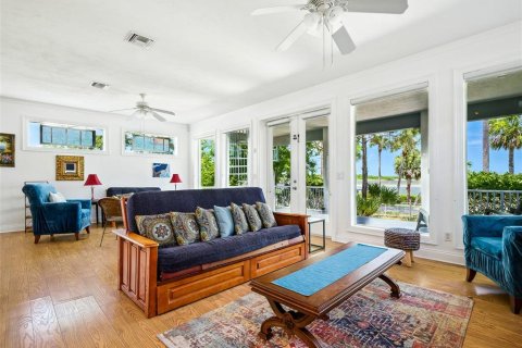 Villa ou maison à vendre à Edgewater, Floride: 3 chambres, 275.18 m2 № 1788226 - photo 19