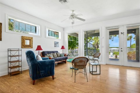 Villa ou maison à vendre à Edgewater, Floride: 3 chambres, 275.18 m2 № 1788226 - photo 17