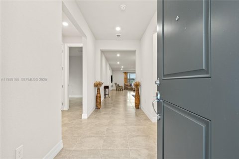 Villa ou maison à vendre à Port St. Lucie, Floride: 5 chambres, 260.96 m2 № 2011509 - photo 14