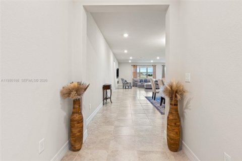 Villa ou maison à vendre à Port St. Lucie, Floride: 5 chambres, 260.96 m2 № 2011509 - photo 13