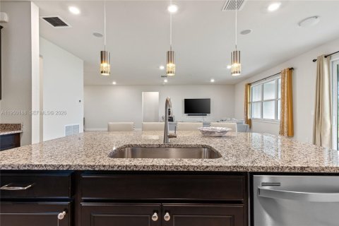 Villa ou maison à vendre à Port St. Lucie, Floride: 5 chambres, 260.96 m2 № 2011509 - photo 23