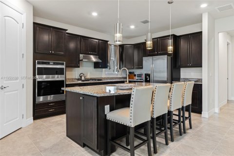 Villa ou maison à vendre à Port St. Lucie, Floride: 5 chambres, 260.96 m2 № 2011509 - photo 21