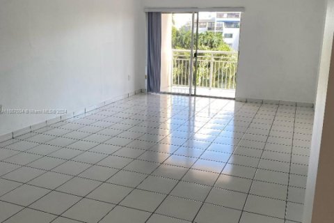 Copropriété à vendre à Sunny Isles Beach, Floride: 1 chambre, 65.5 m2 № 1981271 - photo 14