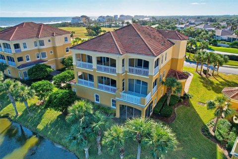 Condominio en venta en Palm Coast, Florida, 3 dormitorios, 187.11 m2 № 1559540 - foto 1