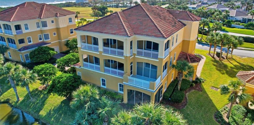 Condominio en Palm Coast, Florida, 3 dormitorios  № 1559540