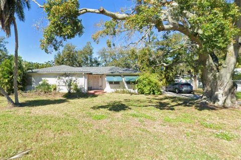Villa ou maison à Saint Petersburg, Floride 3 chambres, 144.37 m2 № 2277878