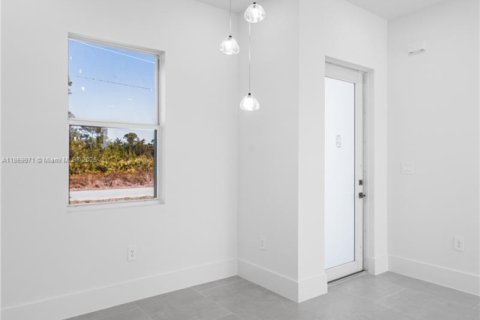 House in Lehigh Acres, Florida 3 bedrooms № 1896964 - photo 19
