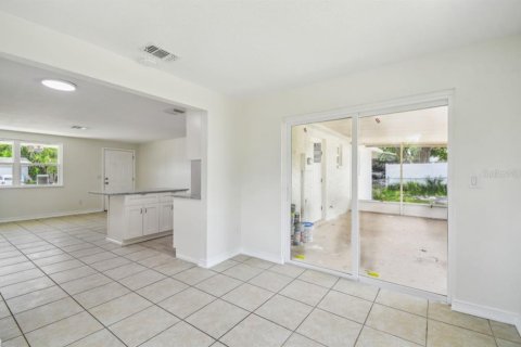 House in Spring Hill, Florida 3 bedrooms, 99.03 sq.m. № 1806657 - photo 18