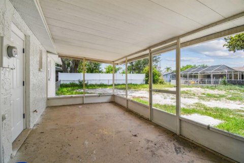 House in Spring Hill, Florida 3 bedrooms, 99.03 sq.m. № 1806657 - photo 30