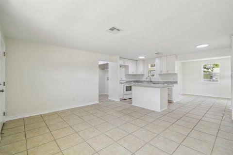 House in Spring Hill, Florida 3 bedrooms, 99.03 sq.m. № 1806657 - photo 7
